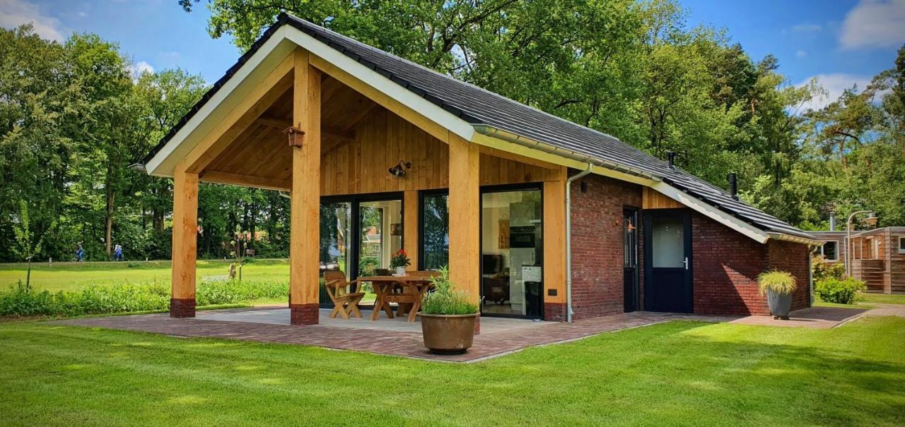 Bungalowpark Bij De Bronnen Nutter Esterno foto