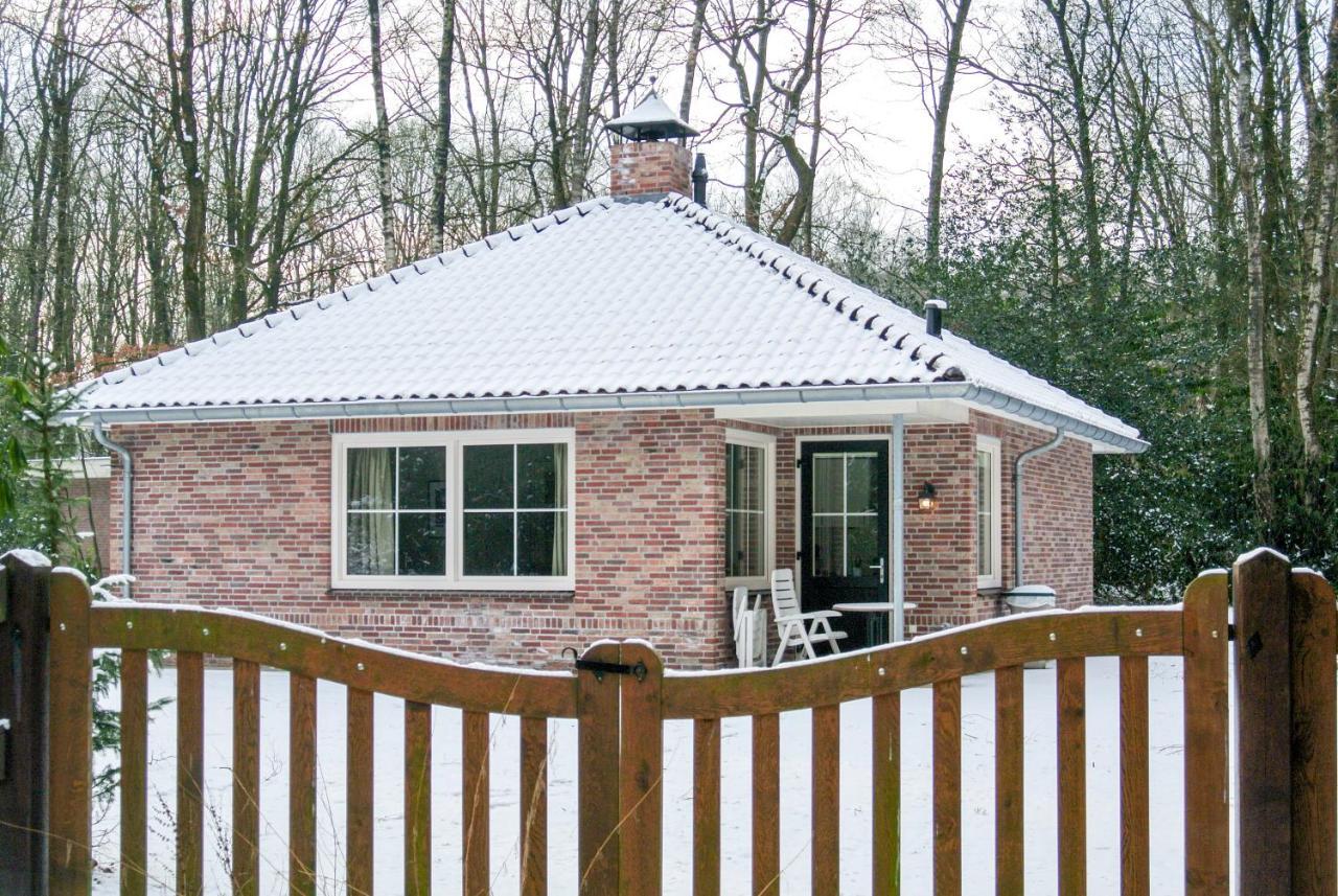Bungalowpark Bij De Bronnen Nutter Esterno foto