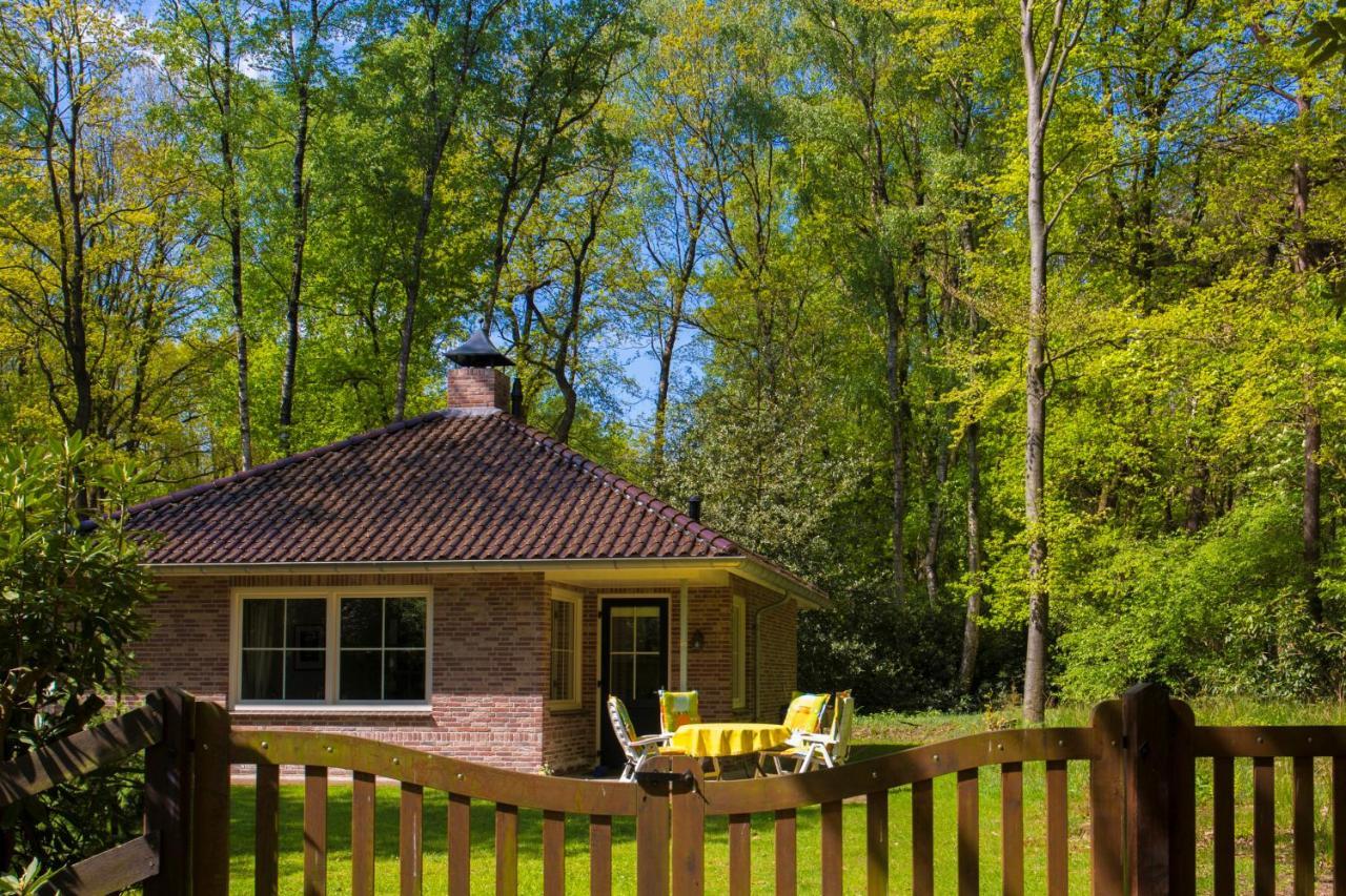 Bungalowpark Bij De Bronnen Nutter Esterno foto