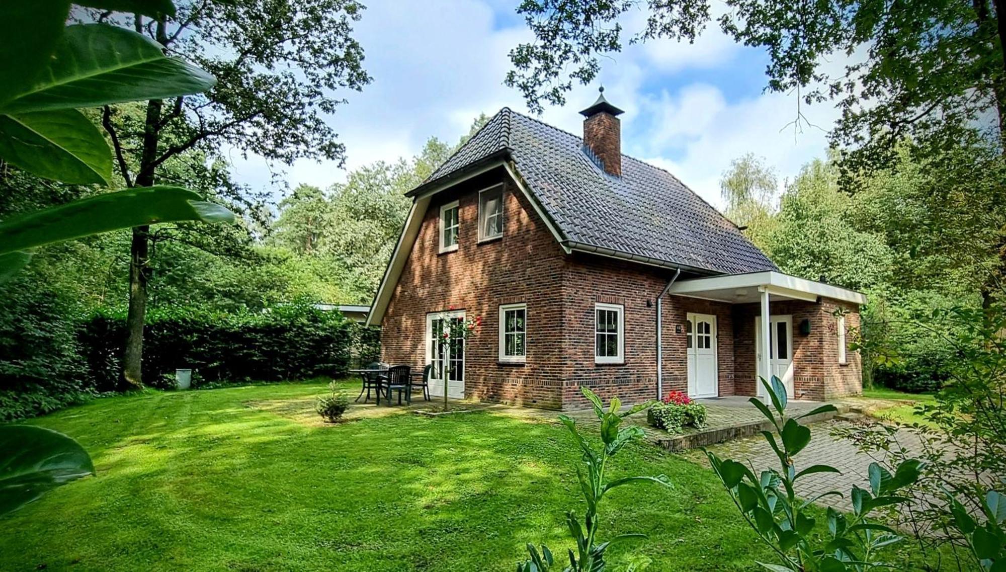 Bungalowpark Bij De Bronnen Nutter Esterno foto